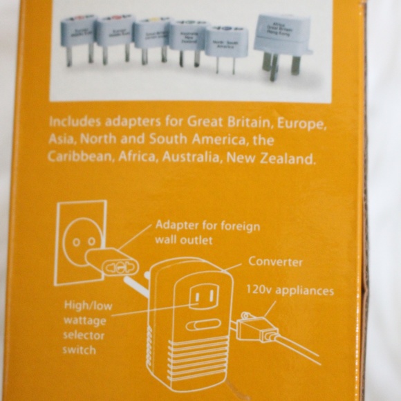 Brookstone, Dual Wattage 7 peace Travel Converter Kit NWOT - Picture 3 of 6